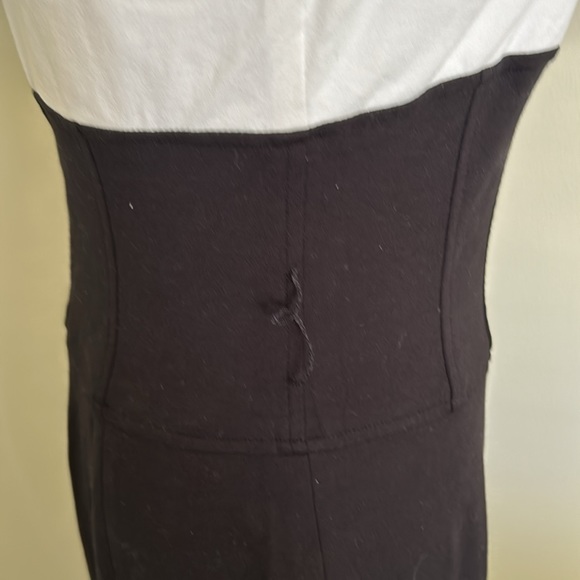 Cache dress, size 10, fitted and stretch - Picture 11 of 11